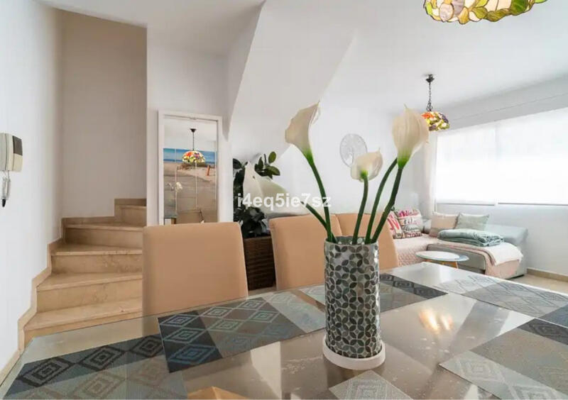 4 bedroom Apartment for sale