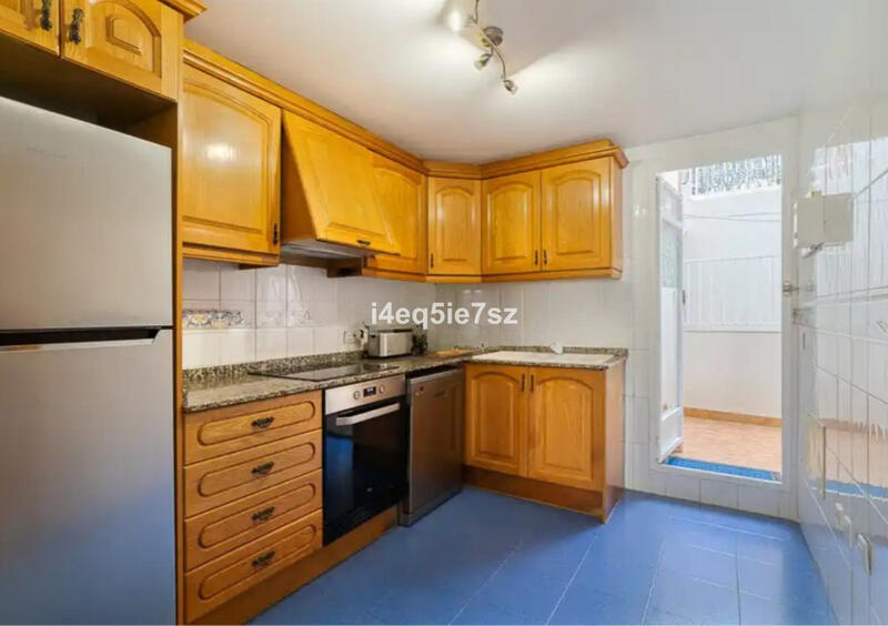 4 bedroom Apartment for sale