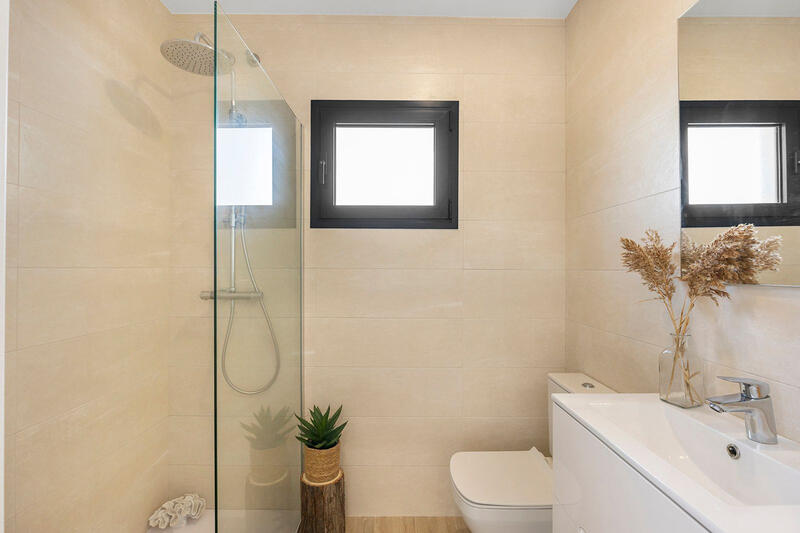 2 bedroom Apartment for sale 2 bedroom Apartment for sale