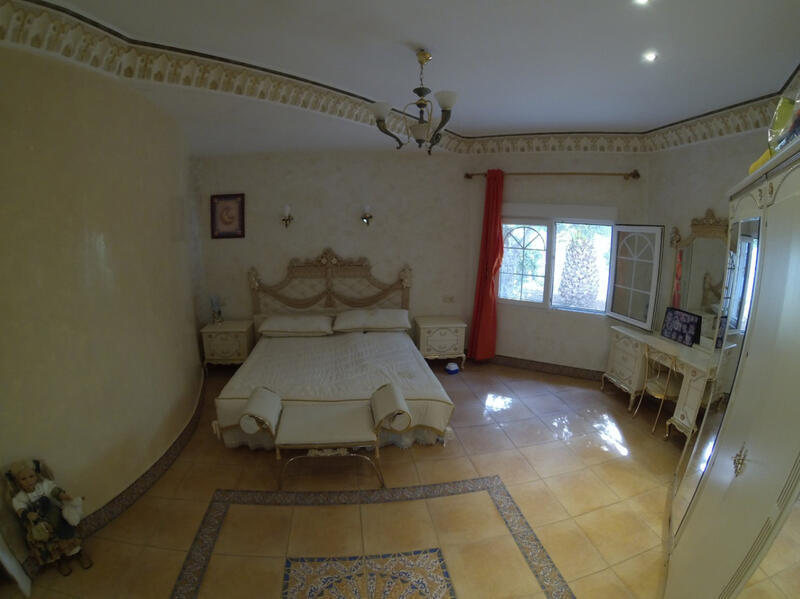 6 Cuarto Villa en venta