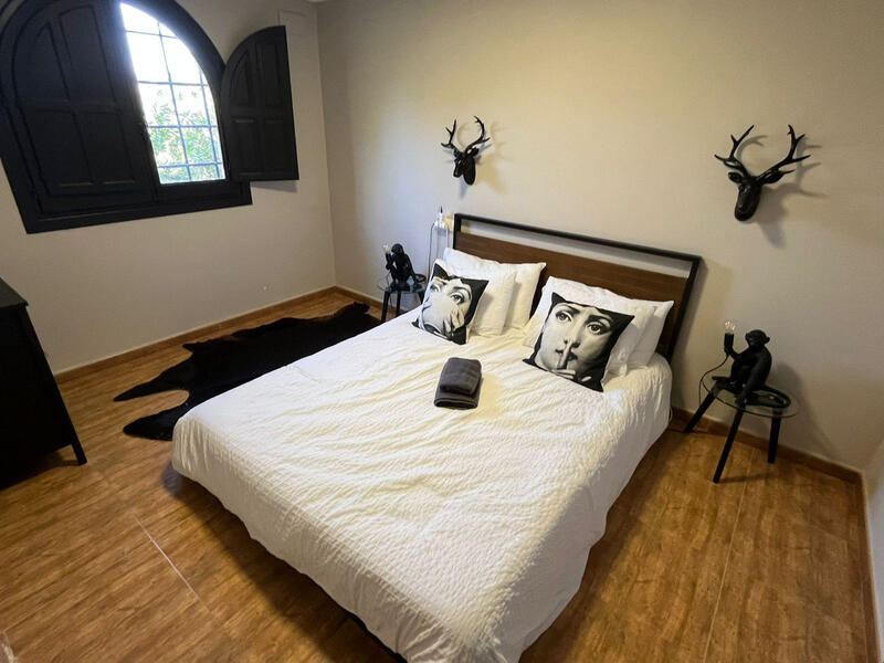 6 sovrum Villa till salu