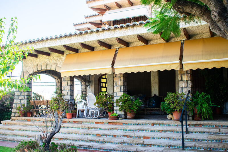 6 chambre Villa à vendre