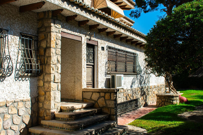 6 chambre Villa à vendre