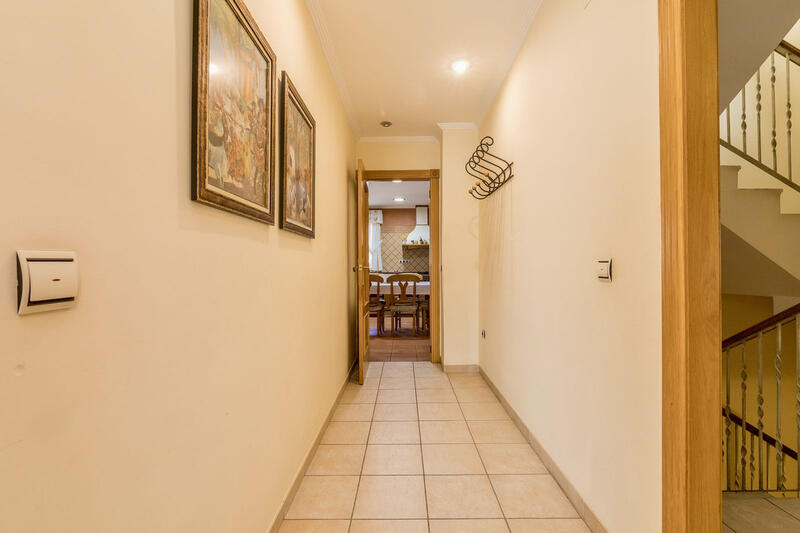 5 bedroom Villa for sale