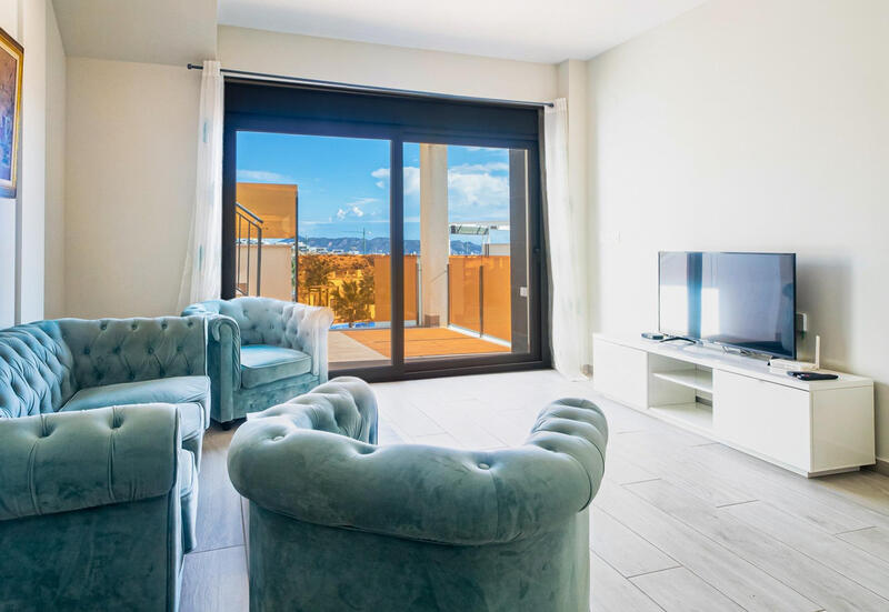 3 bedroom Apartment for sale