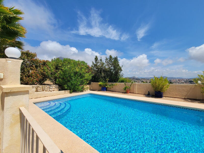 4 Cuarto Villa en venta