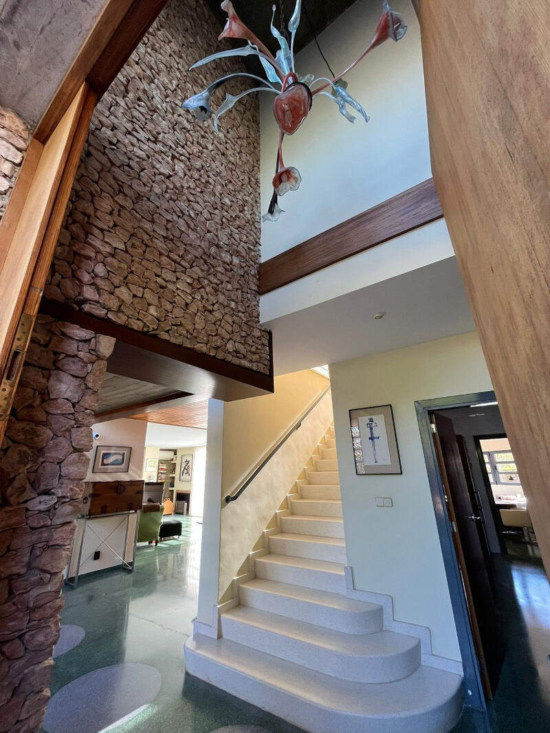 4 bedroom Villa for sale