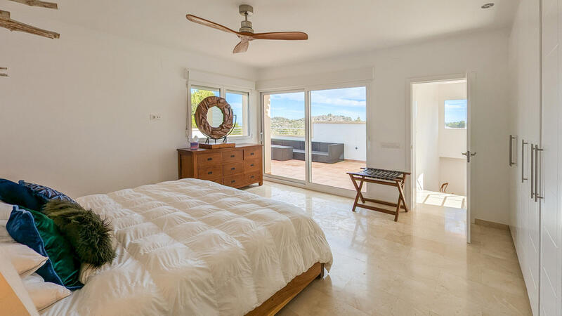 4 bedroom Villa for sale