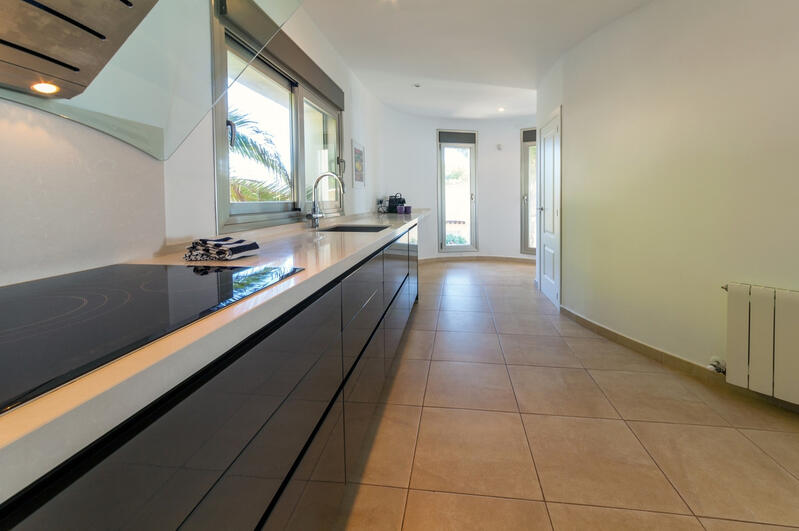 6 bedroom Villa for sale