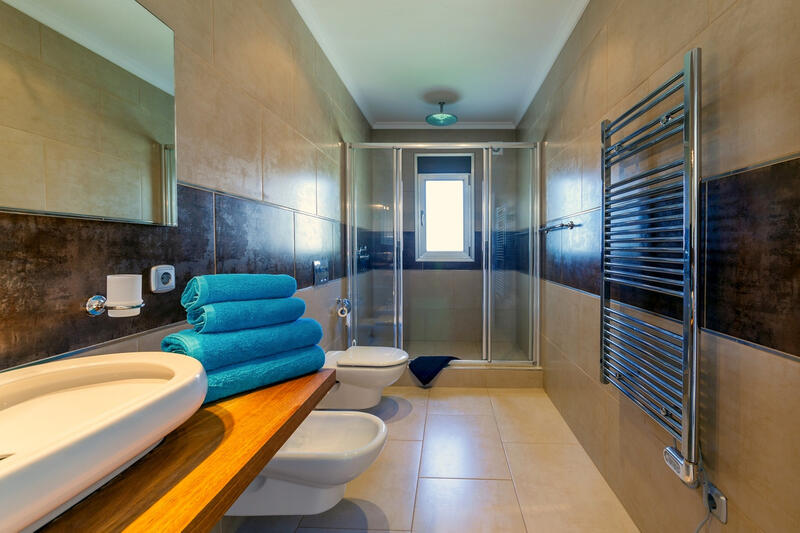 6 bedroom Villa for sale