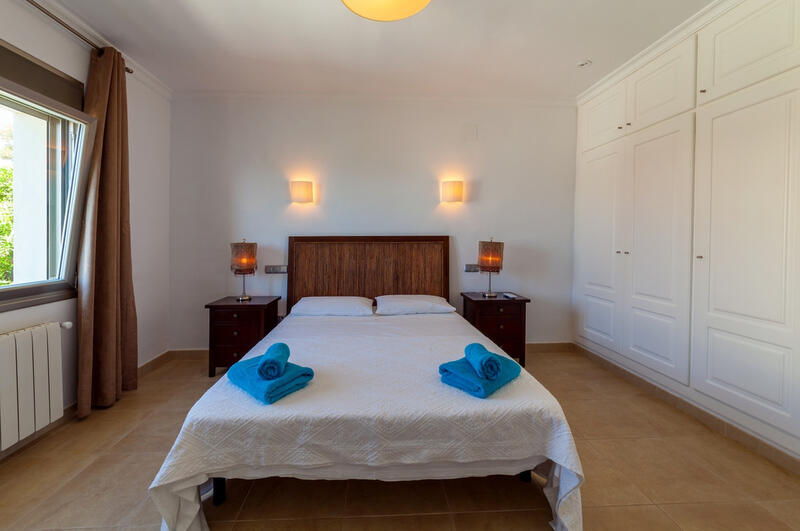 6 bedroom Villa for sale