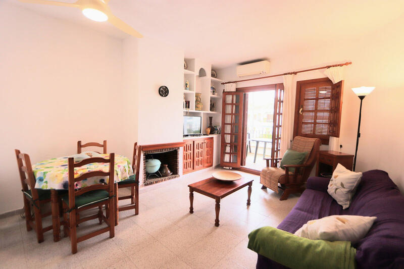 2 bedroom Apartment for sale