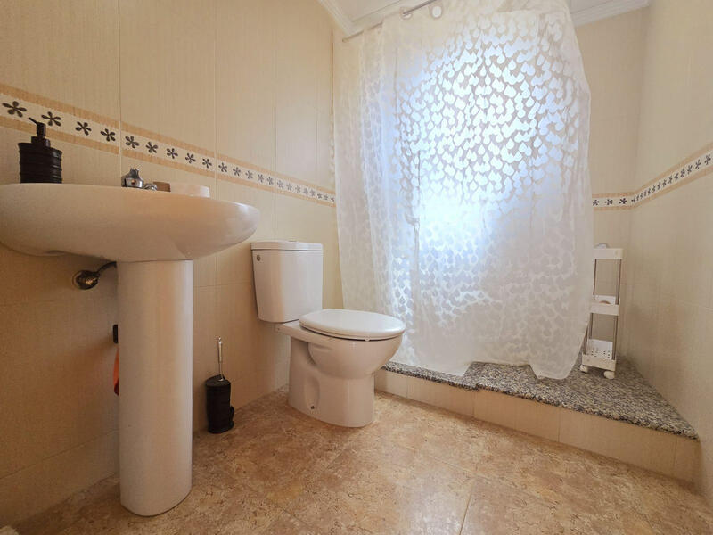 3 bedroom Townhouse for sale