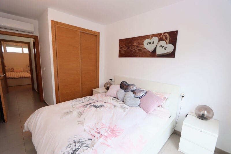 2 bedroom Apartment for sale 2 bedroom Apartment for sale