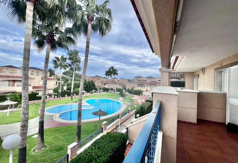 Apartment for sale in Mil Palmeras, Alicante
