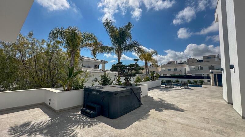 4 soverom Villa til salgs