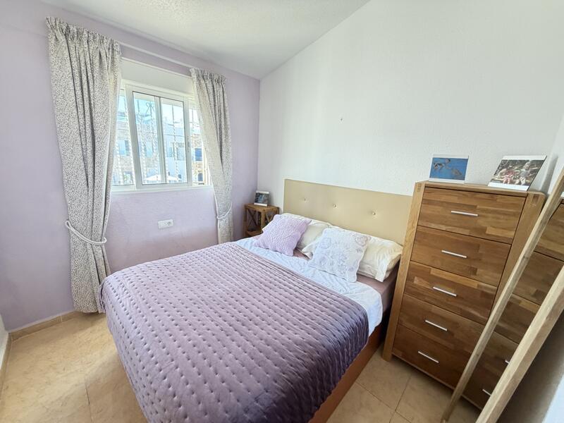 2 спальная комната квартира продается