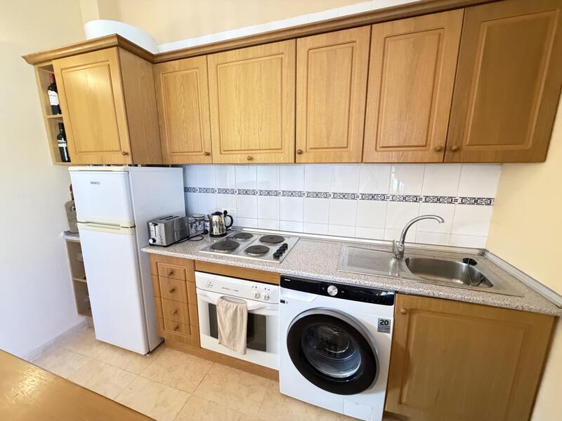 2 спальная комната квартира продается