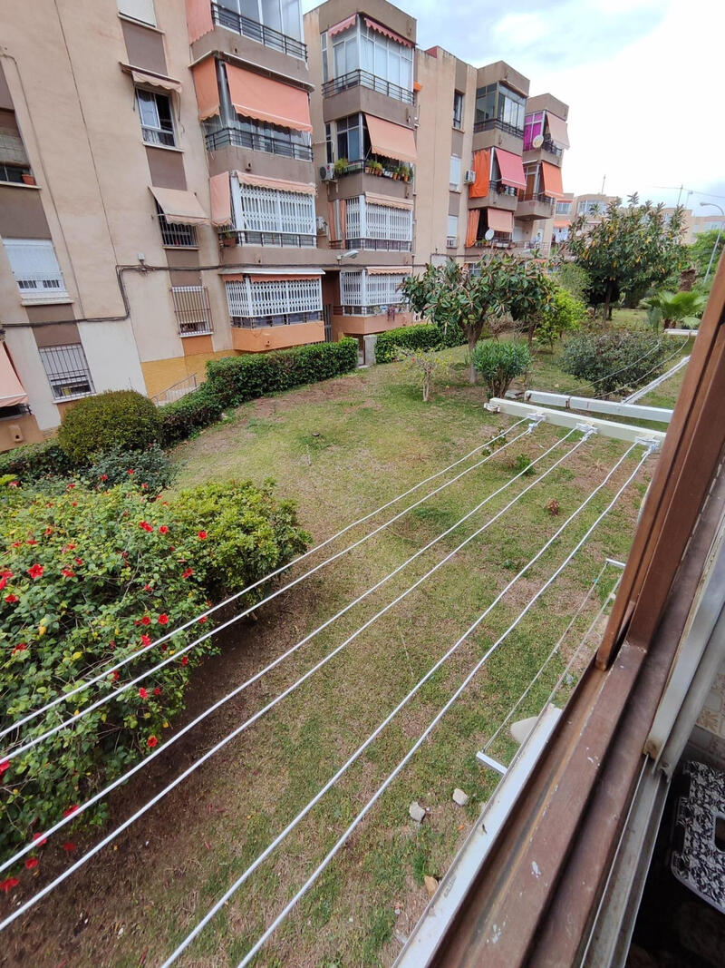 квартира продается в Alacant/Alicante, Alicante