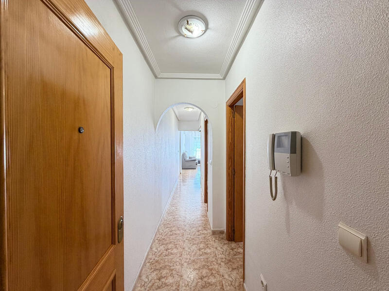 Apartamento en venta en Torrevieja, Alicante