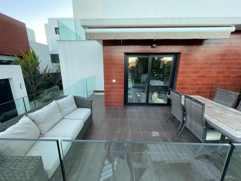 3 bedroom Villa for sale