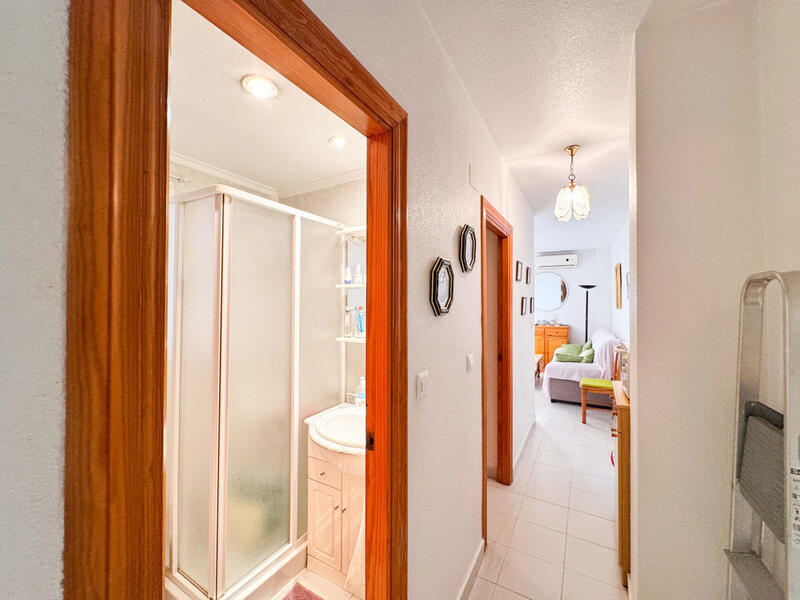 1 bedroom Apartment for sale