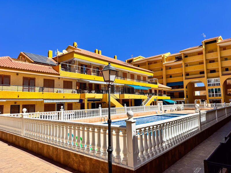 2 спальная комната городская тюрьма продается