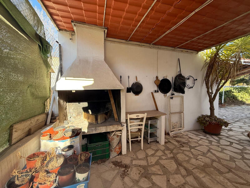 3 bedroom Country House for sale