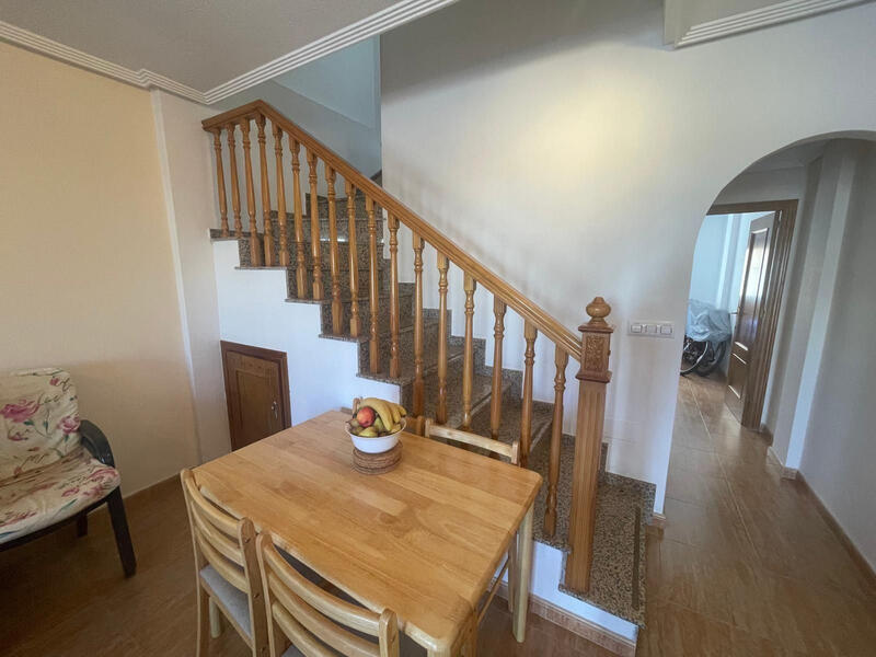 3 Schlafzimmer Stadthaus zu verkaufen