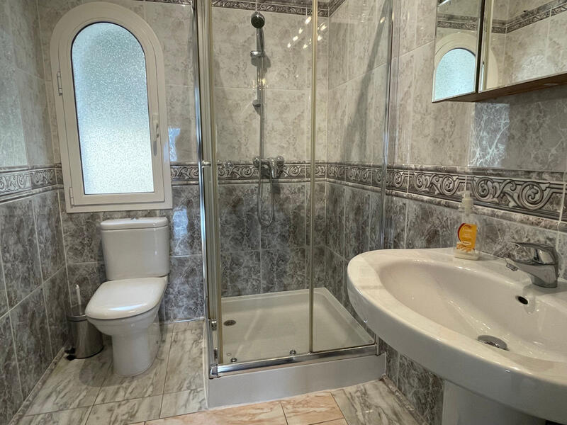 4 slaapkamer Villa Te koop