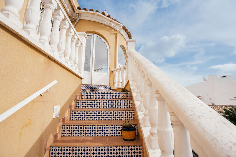 4 sovrum Villa till salu