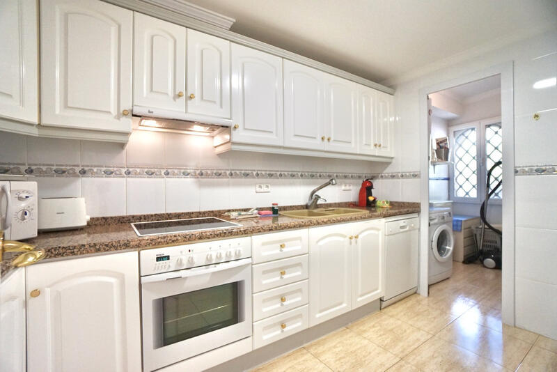 2 slaapkamer Appartement Te koop