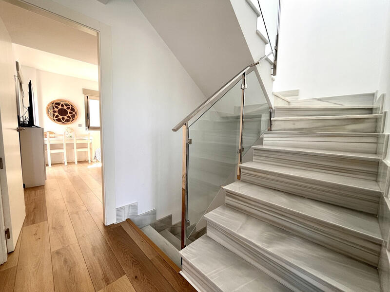 4 slaapkamer Villa Te koop