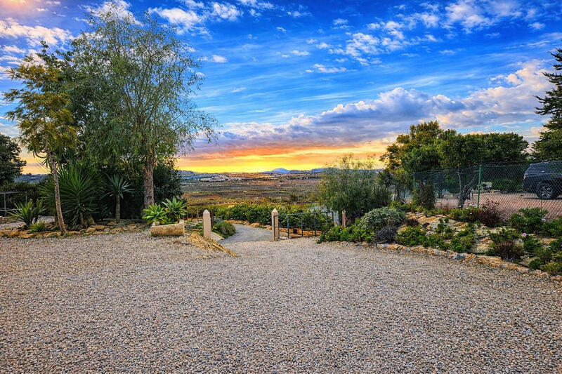 4 Schlafzimmer Villa zu verkaufen