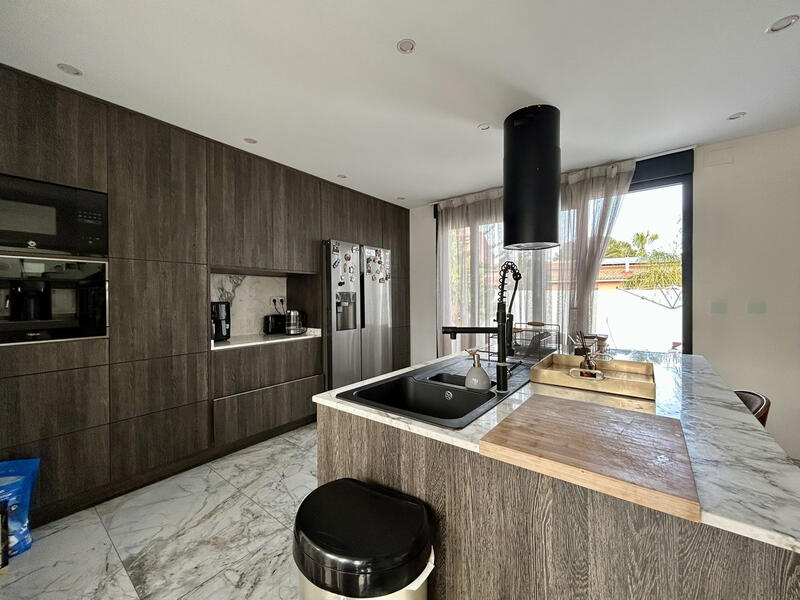 3 sovrum Villa till salu