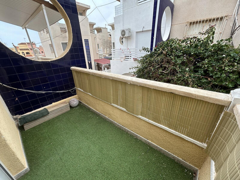 2 bedroom Townhouse for sale