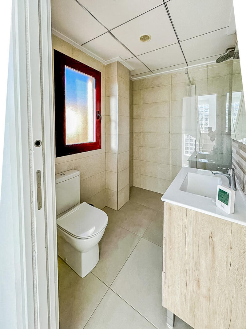 4 спальная комната вилла продается