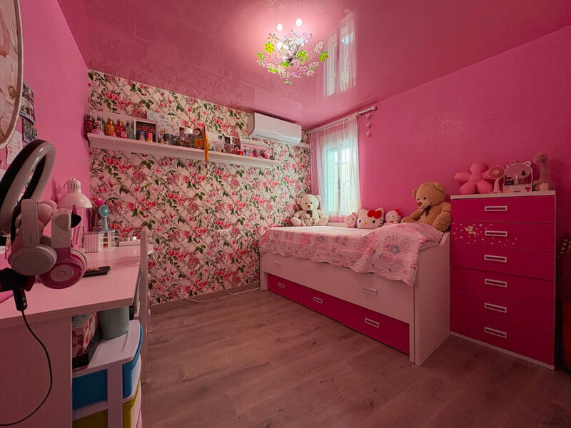 4 bedroom Apartment for sale