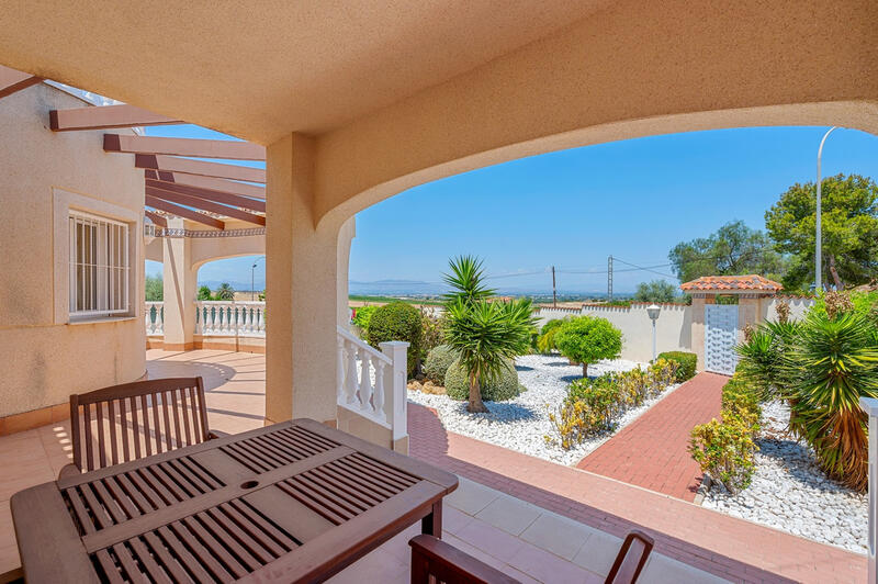 4 Cuarto Villa en venta