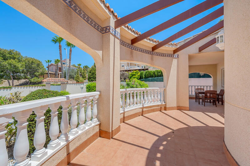 4 Cuarto Villa en venta