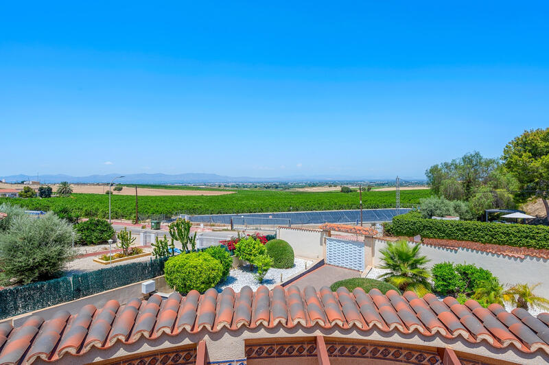 4 Cuarto Villa en venta