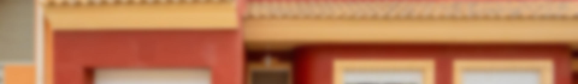 4 спальная комната городская тюрьма продается