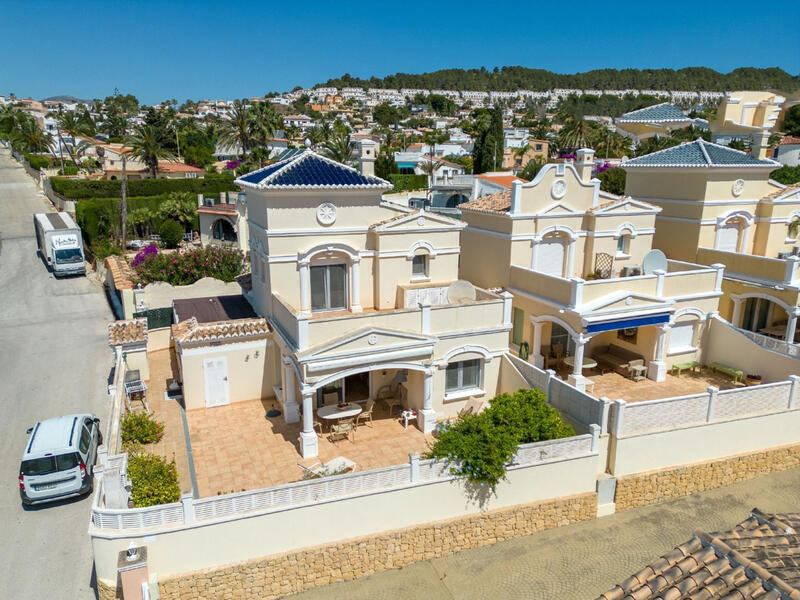 3 Cuarto Villa en venta