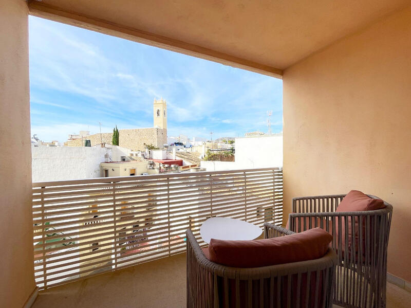 3 bedroom Apartment for sale