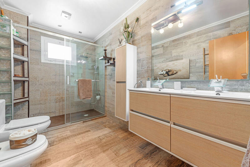 5 Schlafzimmer Villa zu verkaufen