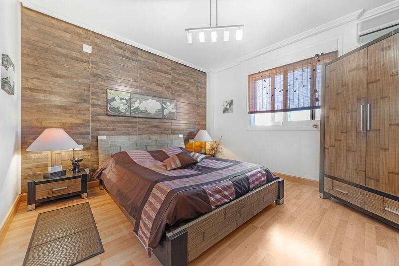 5 Schlafzimmer Villa zu verkaufen