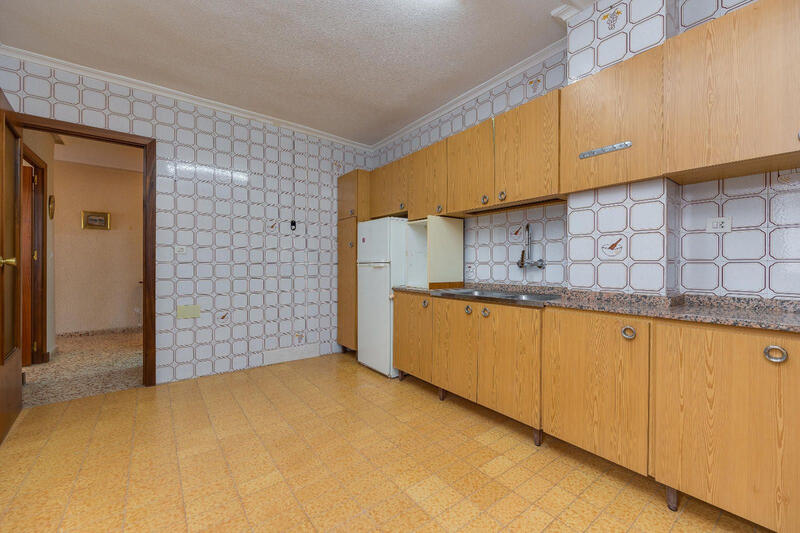 4 slaapkamer Appartement Te koop
