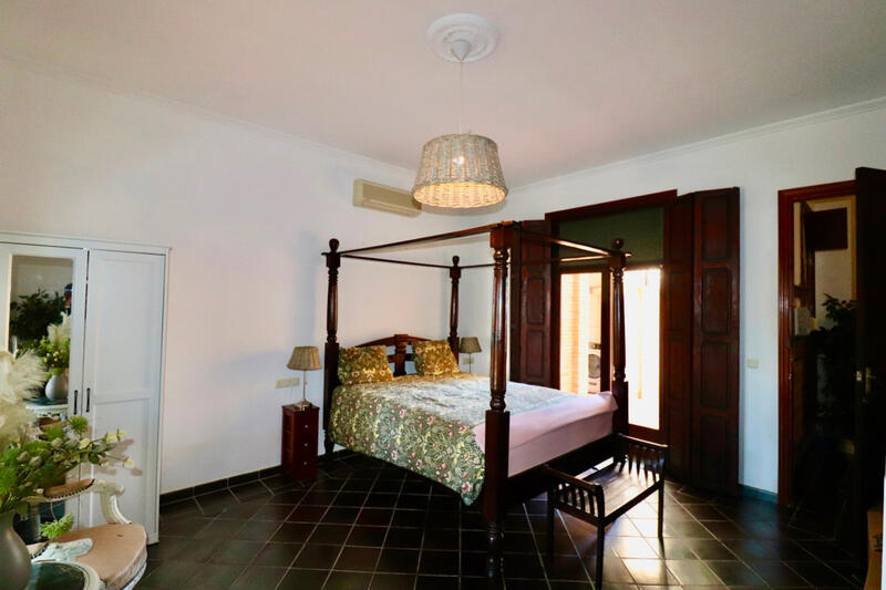 6 slaapkamer Villa Te koop