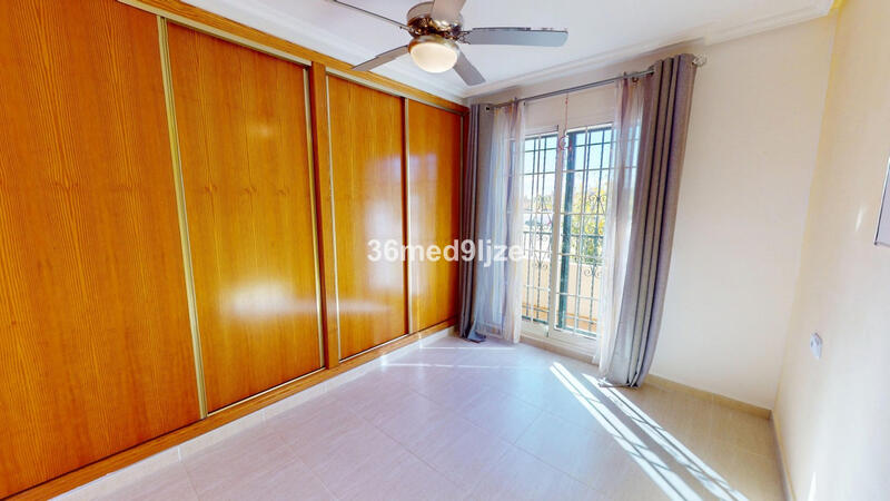 2 Cuarto Adosado en venta