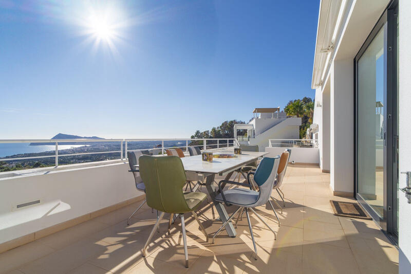 Villa for sale in Altea, Alicante